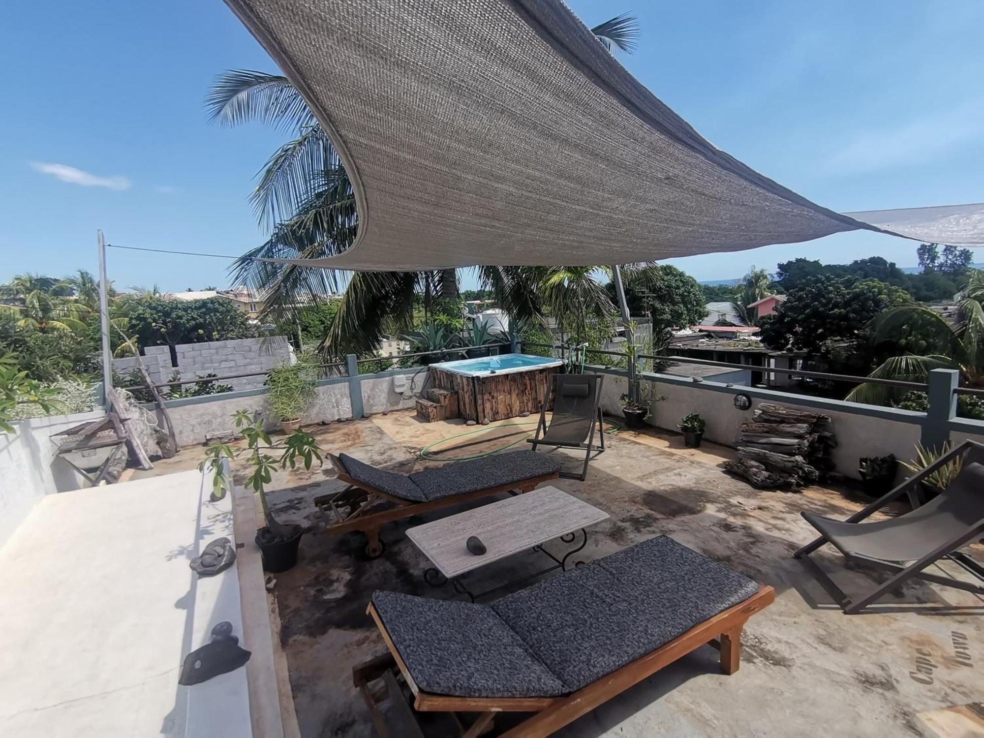 Modern Apartment/3Bedrooms/2Bathrooms/Rooftop/Jacuzzi Pointe aux Sable Exteriér fotografie