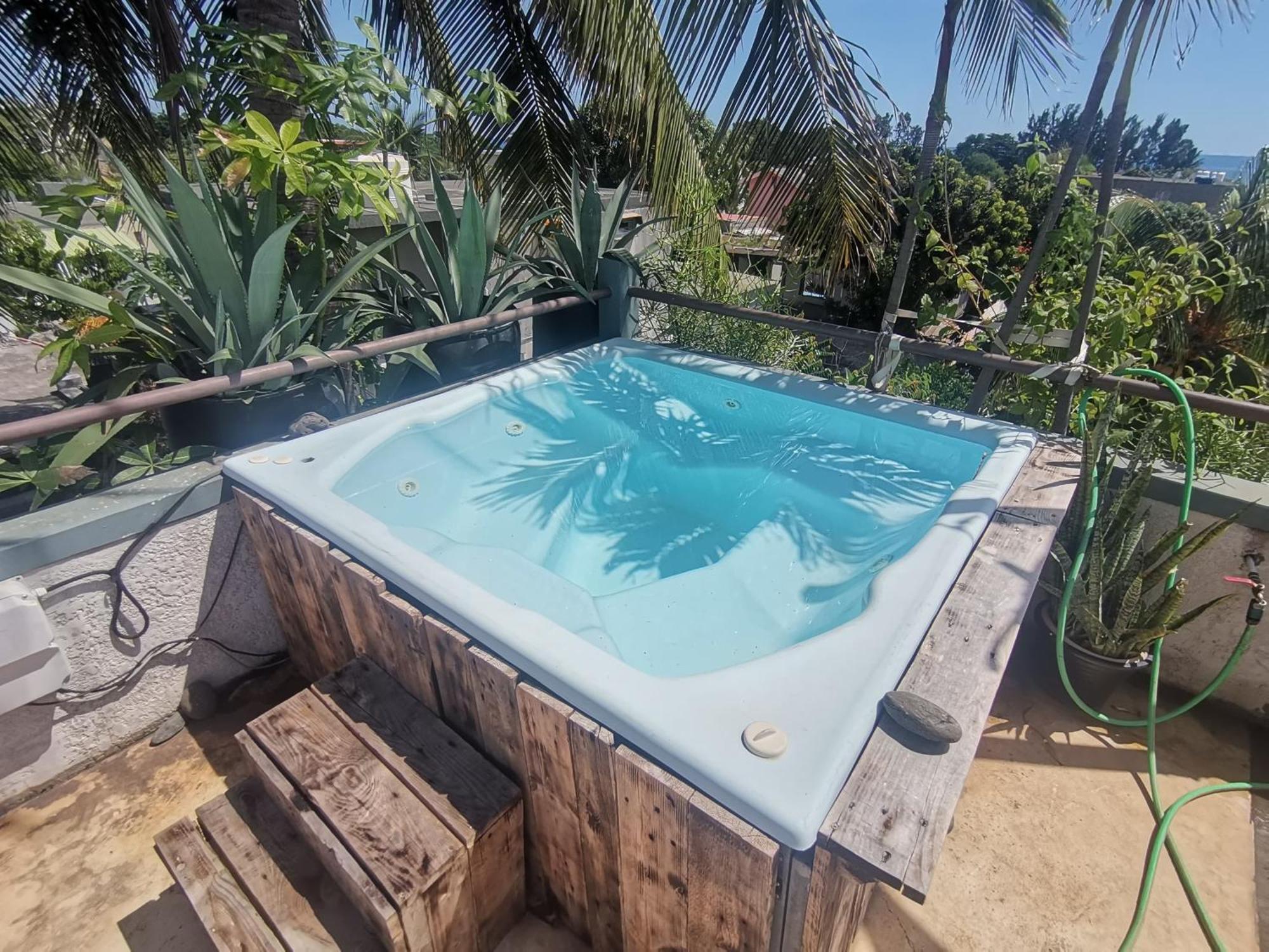 Modern Apartment/3Bedrooms/2Bathrooms/Rooftop/Jacuzzi Pointe aux Sable Exteriér fotografie